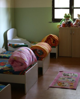 Children Care House 11