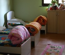 Volunteer Childreen Care House Kids Bed