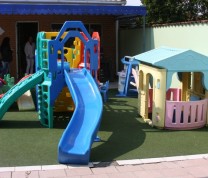 Volunteer Childreen Care House Playground